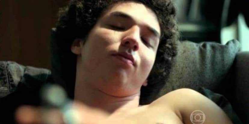 Personagem de João Vitor se envolverá com outro ator na nova temporada de Verdades Secretas (Foto: Reprodução) Personagem de João Vitor se envolverá com outro ator na nova temporada de Verdades Secretas (Foto: Reprodução)