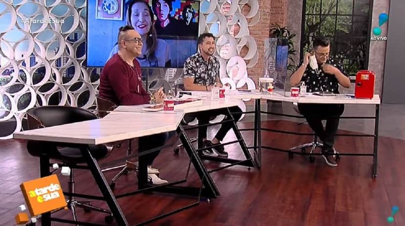 Thiago Rocha assume A Tarde é Sua na RedeTV (Foto: Reprodução) Thiago Rocha assume A Tarde é Sua na RedeTV (Foto: Reprodução)