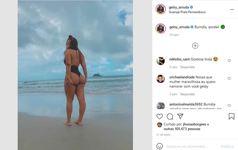 Calcinha engolida por bumbum gigante (Goto: Reprodução) Calcinha engolida por bumbum gigante (Goto: Reprodução)