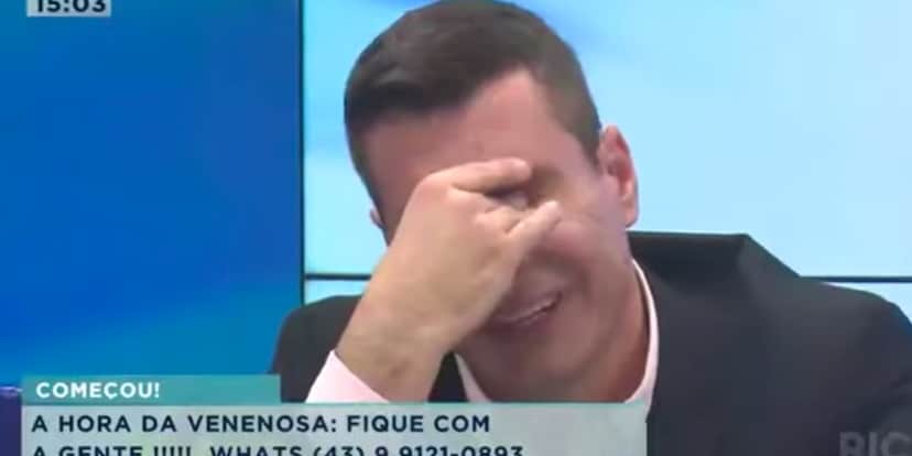 Giuliano Marcos foi aos prantos ao vivo (Foto: Reprodução) Giuliano Marcos foi aos prantos ao vivo (Foto: Reprodução)