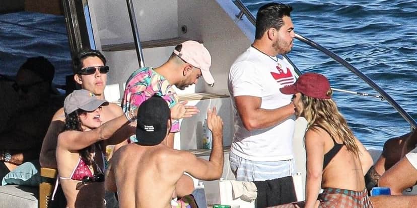 Sonia Abrão massacra estrela da Globo, expõe situação gravíssima e bate na bancada: "Resolve as coisas aqui" Sonia Abrão massacra estrela da Globo, expõe situação gravíssima e bate na bancada: "Resolve as coisas aqui"