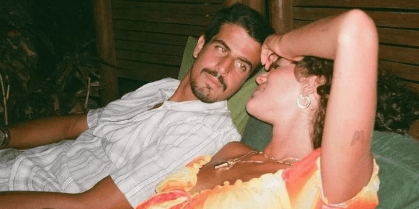“Manter uma relação”, Enzo Celulari expõe sobre volta com Bruna Marquezine e entrega sentimentos: “Amor enorme” “Manter uma relação”, Enzo Celulari expõe sobre volta com Bruna Marquezine e entrega sentimentos: “Amor enorme”