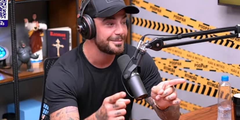 "Fiz pelado", Felipe Titto entrega que arrancou tudo em cena de sexo com Bárbara Paz e escandaliza: "Roçou" "Fiz pelado", Felipe Titto entrega que arrancou tudo em cena de sexo com Bárbara Paz e escandaliza: "Roçou"