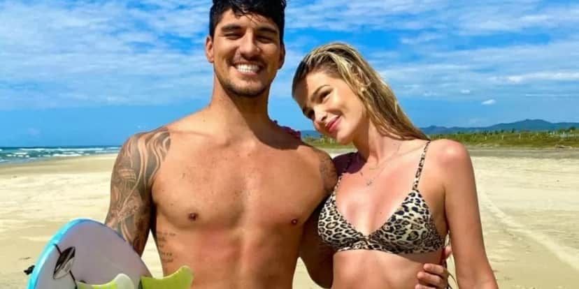 Gabriel Medina explica os motivos pelos quais queria que Yasmin Brunet o acompanhasse nas Olimpíadas de Tokyo. O pedido do atleta foi negado pelo COB (Foto: Reprodução) Gabriel Medina explica os motivos pelos quais queria que Yasmin Brunet o acompanhasse nas Olimpíadas de Tokyo. O pedido do atleta foi negado pelo COB (Foto: Reprodução)
