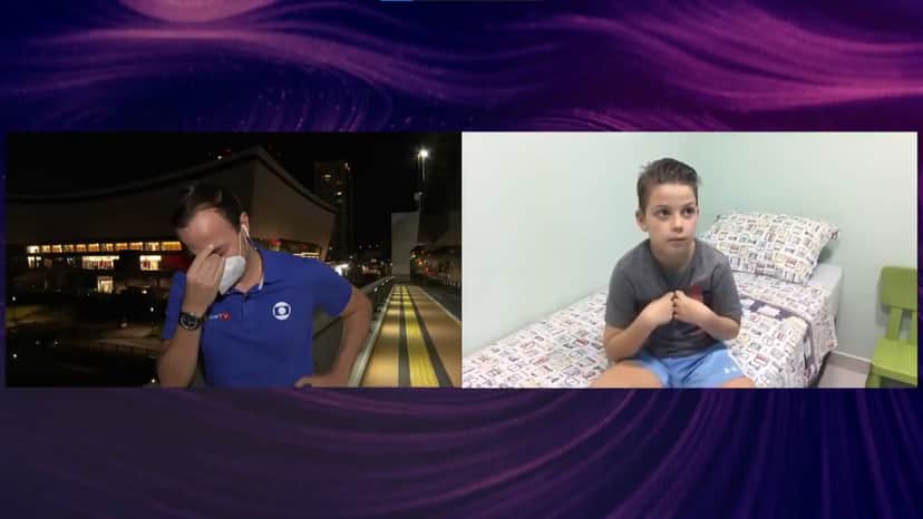Jornalista desaba e cai no choro ao vivo (Foto: Reprodução) Jornalista desaba e cai no choro ao vivo (Foto: Reprodução)