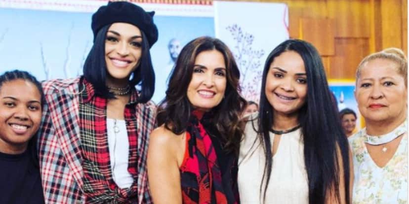 Pabllo Vittar tem irmã gêmea e surpreendeu o público (Foto: Reprodução) Pabllo Vittar tem irmã gêmea e surpreendeu o público (Foto: Reprodução)