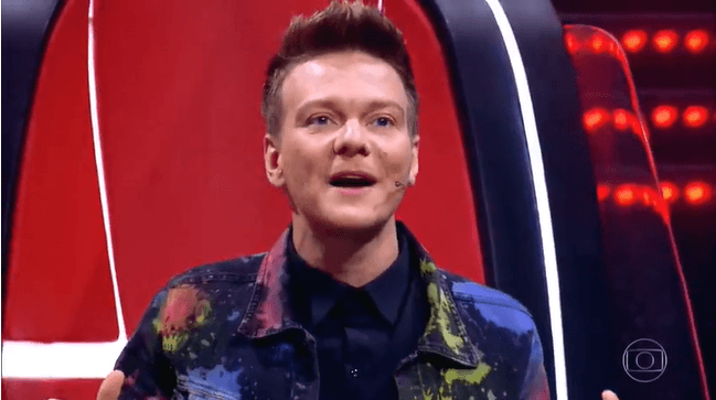 Michel Teló não segurou a emoção no The Voice Kids (Foto: Reprodução) Michel Teló não segurou a emoção no The Voice Kids (Foto: Reprodução)