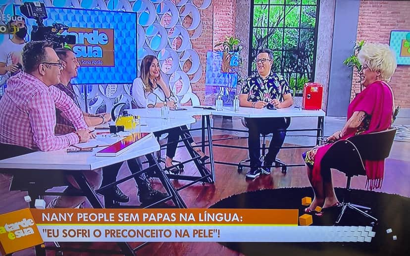 "Foi um filme de terror", Nany People vai à Sonia Abrão, explode em verdades e denuncia o que viveu na Record "Foi um filme de terror", Nany People vai à Sonia Abrão, explode em verdades e denuncia o que viveu na Record