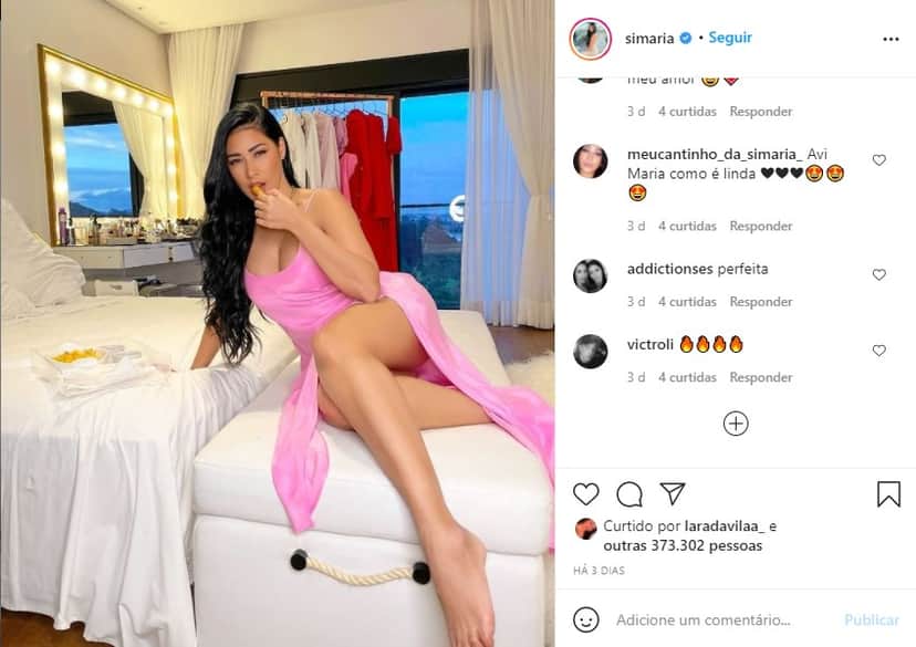 Simaria sensualiza e exibe boa forma - Foto: Reprodução Simaria sensualiza e exibe boa forma - Foto: Reprodução