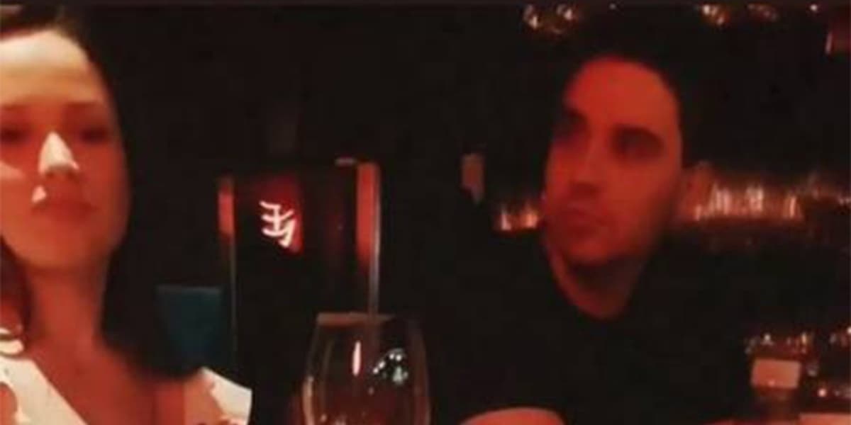 Juliette com ex de Anitta em restaurante (Foto: Reprodução) Juliette com ex de Anitta em restaurante (Foto: Reprodução)