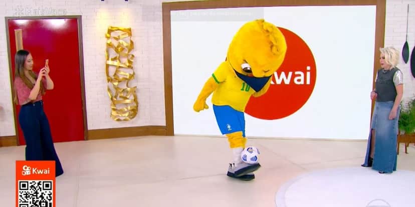 Ana Maria vê novo mascote convocado ao Mais Você, expõe sofrimento e confirma na Globo: "Não consigo fazer isso" Ana Maria vê novo mascote convocado ao Mais Você, expõe sofrimento e confirma na Globo: "Não consigo fazer isso"
