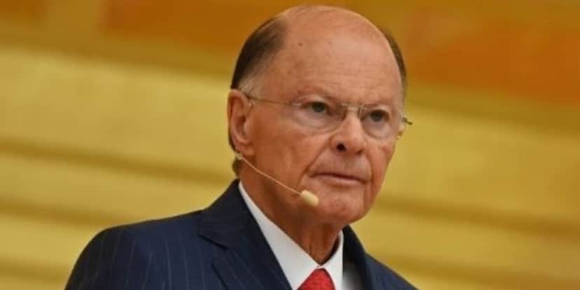 Edir Macedo, após ter escândalo bilionário na Record, enche os bolsos e tem lucro absurdo vazado: "R$3 bi" Edir Macedo, após ter escândalo bilionário na Record, enche os bolsos e tem lucro absurdo vazado: "R$3 bi"