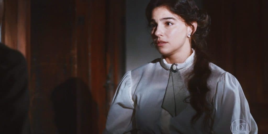 Nos Tempos do Imperador - Pilar toma tiro, cai desmaiada e fica em estado grave: "Reze"