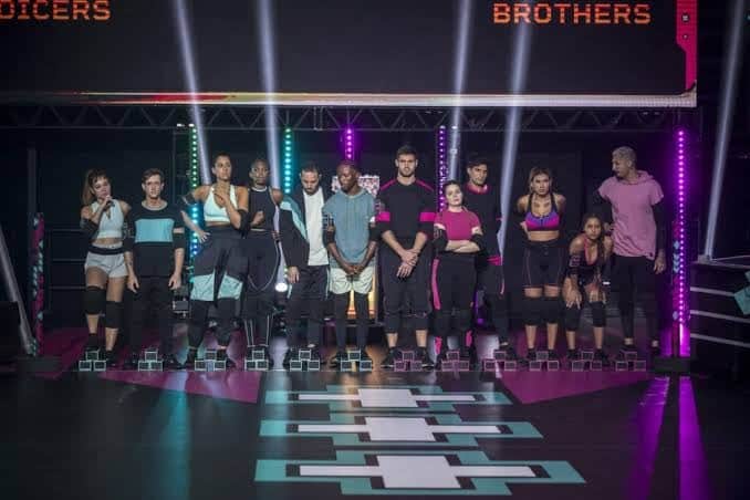 Globo tira Zig Zag Arena de Fernanda Gentil do ar, se desespera com fracasso e promove guerra entre realities Globo tira Zig Zag Arena de Fernanda Gentil do ar, se desespera com fracasso e promove guerra entre realities