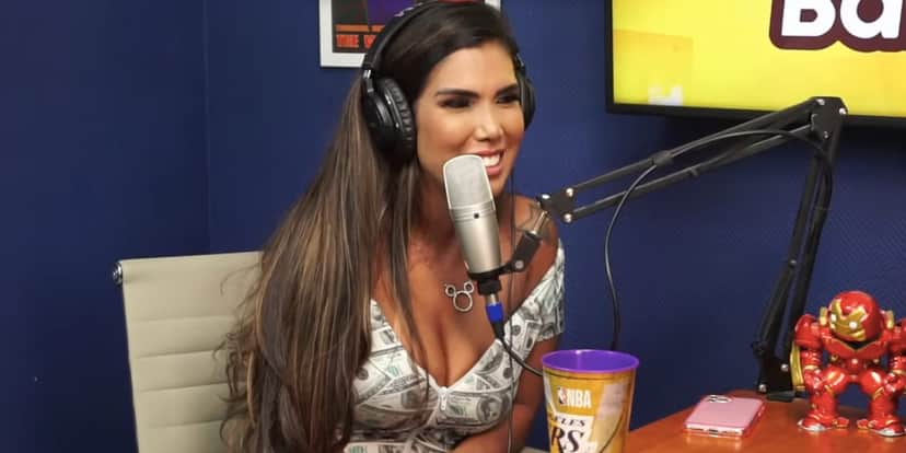 Taty Sindel fala sobre sexo com MC Kevin (Reprodução) Taty Sindel fala sobre sexo com MC Kevin (Reprodução)