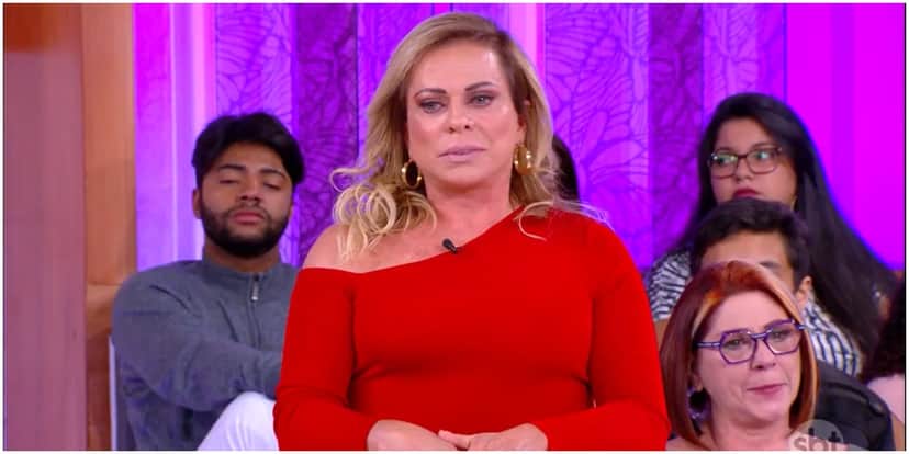 Com o Casos de Família, Christina Rocha registrou o pior índice do SBT na terça-feira (19) - Foto: Reprodução Com o Casos de Família, Christina Rocha registrou o pior índice do SBT na terça-feira (19) - Foto: Reprodução