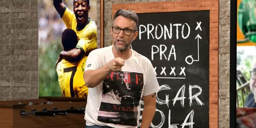 Neto expõe novo contrato em Os Donos da Bola, dá desfecho de carreira na Band e envolve Record: "Eu assinei" Neto expõe novo contrato em Os Donos da Bola, dá desfecho de carreira na Band e envolve Record: "Eu assinei"