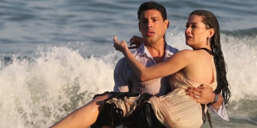 Cauã Reymond e Alinne Moraes em "Um Lugar ao Sol" (Foto: AgNews) Cauã Reymond e Alinne Moraes em "Um Lugar ao Sol" (Foto: AgNews)