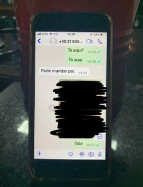 Armando Babaioff quase cai em golpe e ao mostrar conversa nas redes sociais fãs especulam que ator enviou nude ao golpista - Reprodução Armando Babaioff quase cai em golpe e ao mostrar conversa nas redes sociais fãs especulam que ator enviou nude ao golpista - Reprodução