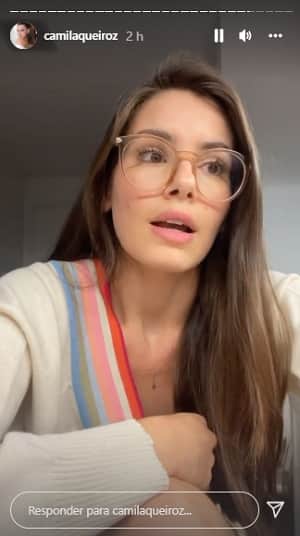 Camila Queiroz em vídeo onde rebateu acusações de estrelismo nos bastidores de "Verdades Secretas 2", da TV Globo (Foto: Reprodução/Instagram) Camila Queiroz em vídeo onde rebateu acusações de estrelismo nos bastidores de "Verdades Secretas 2", da TV Globo (Foto: Reprodução/Instagram)