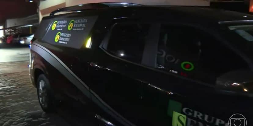 Substituta de Ana Paula Araújo anuncia morte de famoso na Globo e expõe corpo no BDBR: "Agora de manhã" Substituta de Ana Paula Araújo anuncia morte de famoso na Globo e expõe corpo no BDBR: "Agora de manhã"