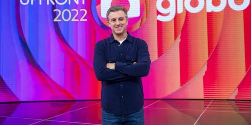 Com substituto definido pela Globo, Luciano Huck tem desfecho no Domingão confirmado: "R$200 milhões" Com substituto definido pela Globo, Luciano Huck tem desfecho no Domingão confirmado: "R$200 milhões"