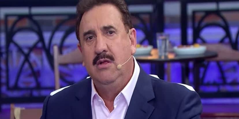 Ratinho ficou completamente chocado com atitude de convidado em seu programa no SBT (Foto Reprodução/Youtube) Ratinho ficou completamente chocado com atitude de convidado em seu programa no SBT (Foto Reprodução/Youtube)