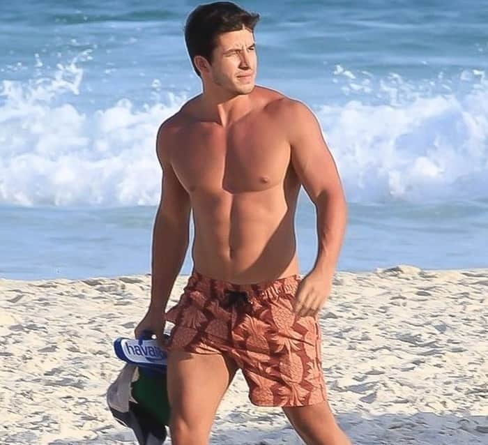 O galã de novelas, Ricky Tavares (Foto: Instagram) O galã de novelas, Ricky Tavares (Foto: Instagram)