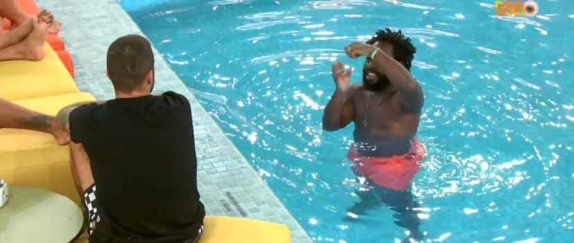 Douglas Silva também relembrou a infância enquanto curtia a piscina do BBB22 (Foto: Reprodução / Globoplay) Douglas Silva também relembrou a infância enquanto curtia a piscina do BBB22 (Foto: Reprodução / Globoplay)