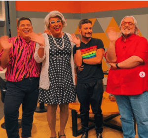 Post de Arthur Pires se despedindodo programa Fofoca Aí da Gazeta Tv (Foto: Reprodução/Instagram) Post de Arthur Pires se despedindodo programa Fofoca Aí da Gazeta Tv (Foto: Reprodução/Instagram)