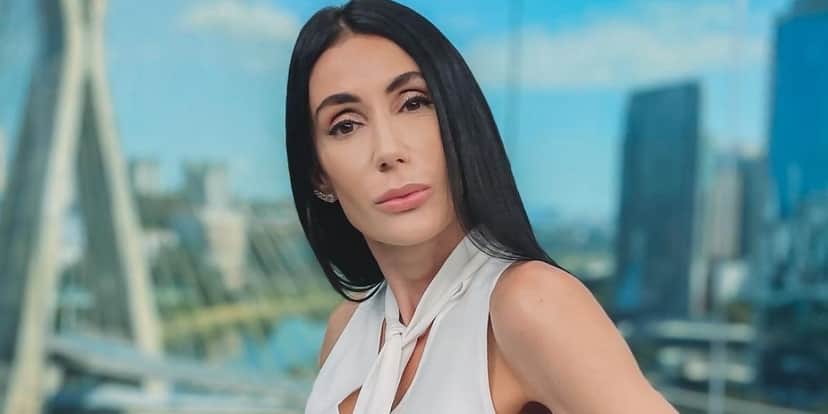 Discreta, Michelle Barros, substituta de Bocardi, expõe relação com jornalista da Globo e confirma: "Minha" Discreta, Michelle Barros, substituta de Bocardi, expõe relação com jornalista da Globo e confirma: "Minha"