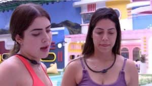 Laís e Jade Picon lavam roupas na área externa da casa do BBB22 (Foto: Reprodução / Globoplay) Laís e Jade Picon lavam roupas na área externa da casa do BBB22 (Foto: Reprodução / Globoplay)