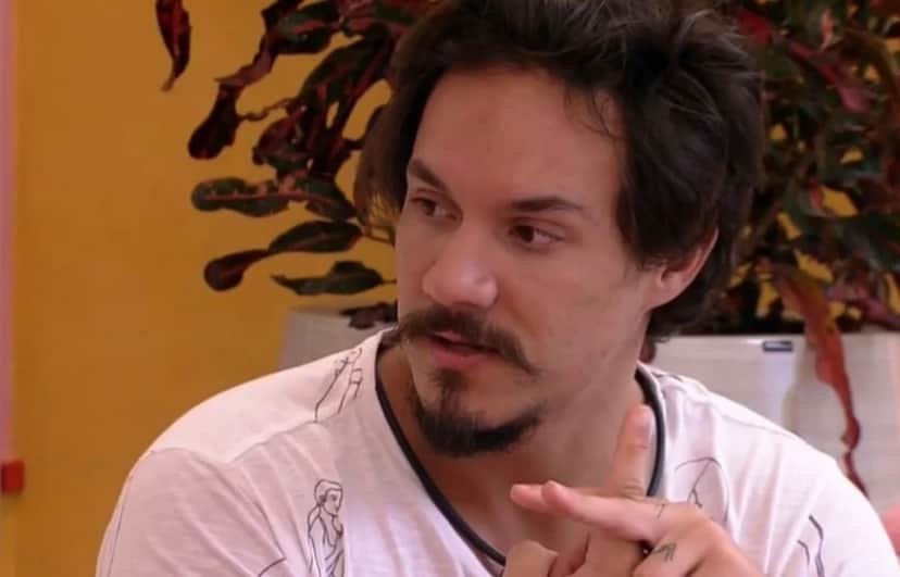 Eliezer não quer sair do BBB22 para não perder regalias: "Pagar pra beber" (Foto: Reprodução / Globo) Eliezer não quer sair do BBB22 para não perder regalias: "Pagar pra beber" (Foto: Reprodução / Globo)