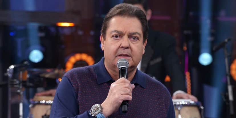 Faustão em seu programa na Band (Foto: Reprodução) Faustão em seu programa na Band (Foto: Reprodução)