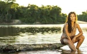Juliana Paes vira onça em 'Pantanal' (Foto: Reprodução / Globo) Juliana Paes vira onça em 'Pantanal' (Foto: Reprodução / Globo)
