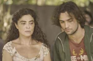 Maria Marruá (Juliana Paes) e o filho Chico (Túlio Starling) em 'Pantanal' (Foto: Reprodução / Globo / João Miguel Júnior) Maria Marruá (Juliana Paes) e o filho Chico (Túlio Starling) em 'Pantanal' (Foto: Reprodução / Globo / João Miguel Júnior)