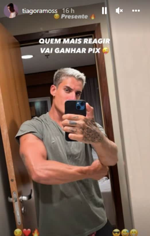 Tiago Ramos implora por reações e comentários e realiza sorteios em dinheiro em troca do engajamento Tiago Ramos implora por reações e comentários e realiza sorteios em dinheiro em troca do engajamento