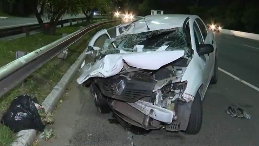 Carro em que Rodrigo Mussi estava quando sofreu o acidente (Foto: Reprodução) Carro em que Rodrigo Mussi estava quando sofreu o acidente (Foto: Reprodução)