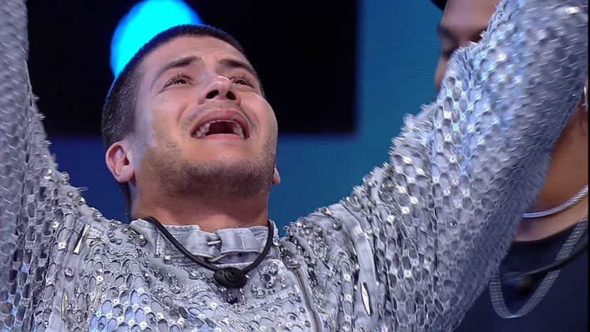 Após vencer o BBB22, Arthur Aguiar afirma que não sabe como usar o dinheiro do reality Após vencer o BBB22, Arthur Aguiar afirma que não sabe como usar o dinheiro do reality