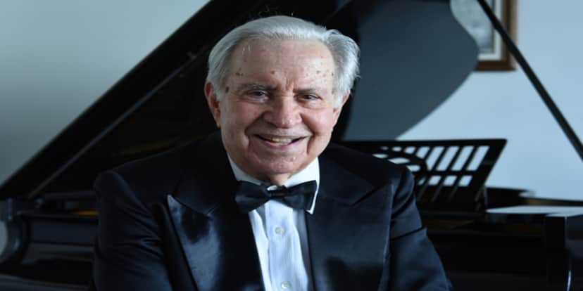 Ator Reinaldo de Oliveira morreu aos 91 anos (Foto: reprodução) Ator Reinaldo de Oliveira morreu aos 91 anos (Foto: reprodução)