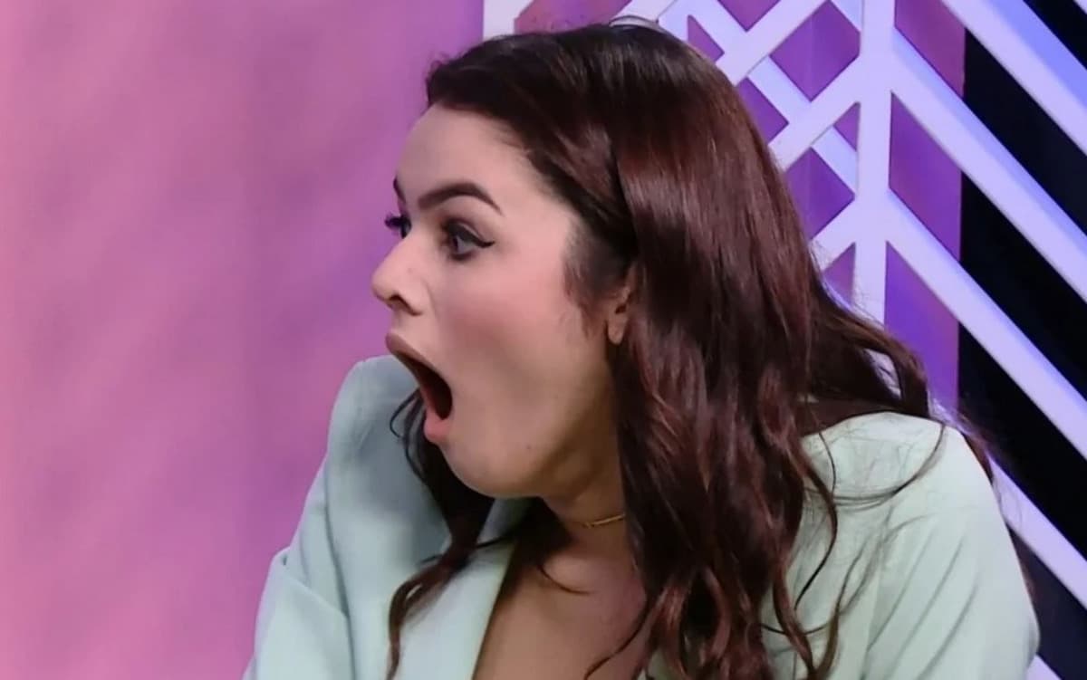 Eslovênia Marques no Bate-Papo BBB Eslovênia Marques no Bate-Papo BBB