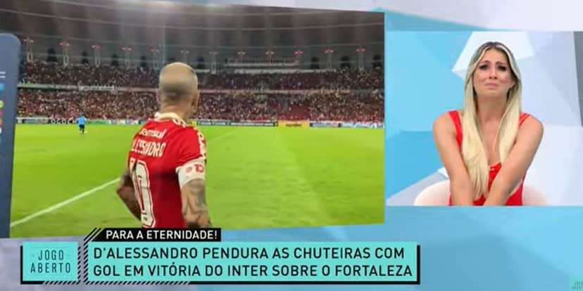"Eu sei que esse momento chegaria", Renata Fan chora com despedida no Jogo Aberto: "É o fim de uma era" "Eu sei que esse momento chegaria", Renata Fan chora com despedida no Jogo Aberto: "É o fim de uma era"