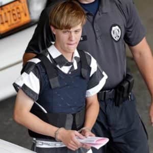 Dylan Roof, autor de um dos mais assustadores massacres racistas dos Estados Unidos (Reprodução - G1) Dylan Roof, autor de um dos mais assustadores massacres racistas dos Estados Unidos (Reprodução - G1)