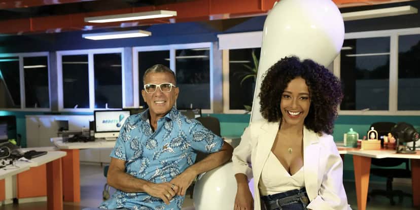 Eri Johnson e Alinne Prado apresentam o Bom Dia Você, na RedeTV! (Foto: Reprodução) Eri Johnson e Alinne Prado apresentam o Bom Dia Você, na RedeTV! (Foto: Reprodução)