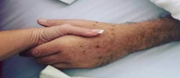 Marcelo Rezende de mãos dadas com a namorada antes da morte (Foto: Reprodução) Marcelo Rezende de mãos dadas com a namorada antes da morte (Foto: Reprodução)