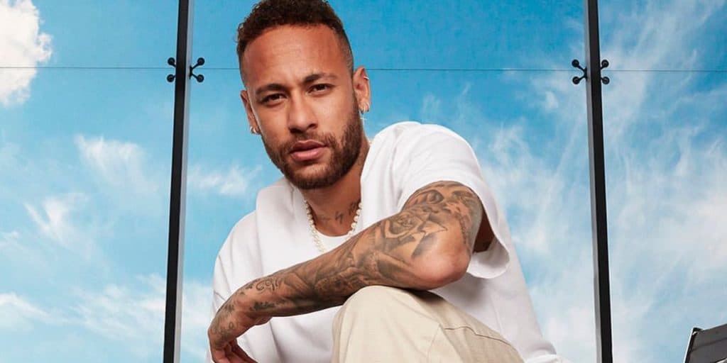 Neymar Jr. rebate rumores de término