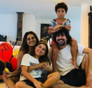 Intérprete de Filó, Dira Paes vive com companheiro desde 2006 (Foto: Reprodução / Instagram) Intérprete de Filó, Dira Paes vive com companheiro desde 2006 (Foto: Reprodução / Instagram)