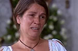 Joana (Tássia Camargo) será acusada de roubo em "O Cravo e a Rosa" (Foto: Reprodução / Globo) Joana (Tássia Camargo) será acusada de roubo em "O Cravo e a Rosa" (Foto: Reprodução / Globo)