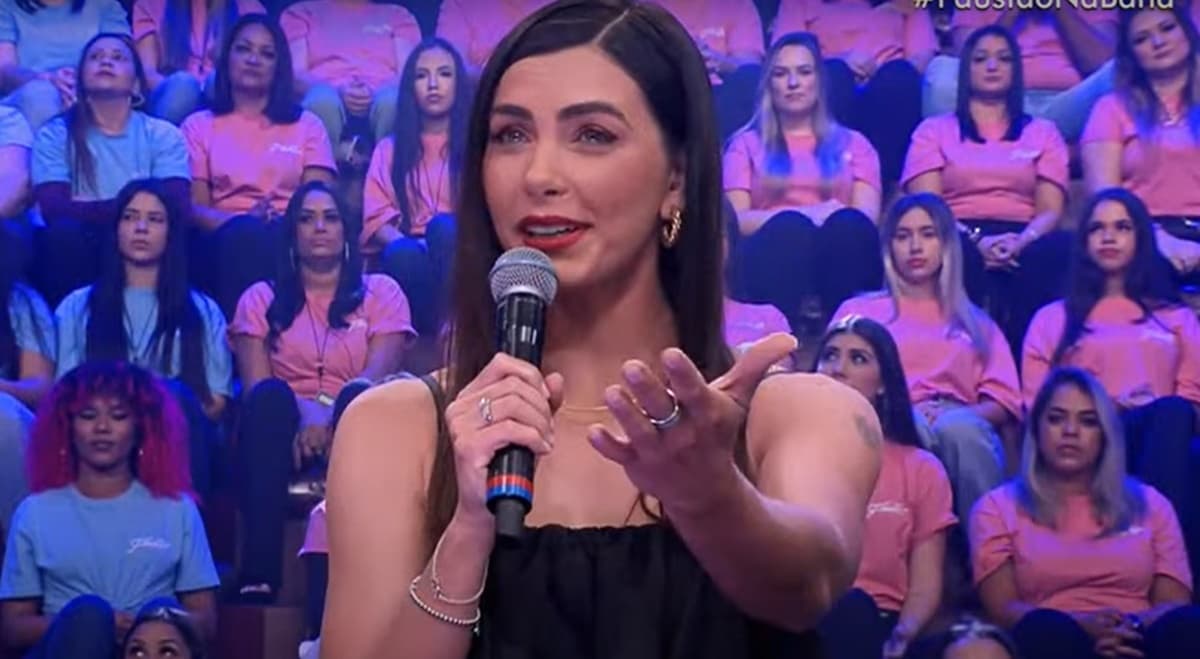 Leticia Datena no "Faustão na Band" Leticia Datena no "Faustão na Band"