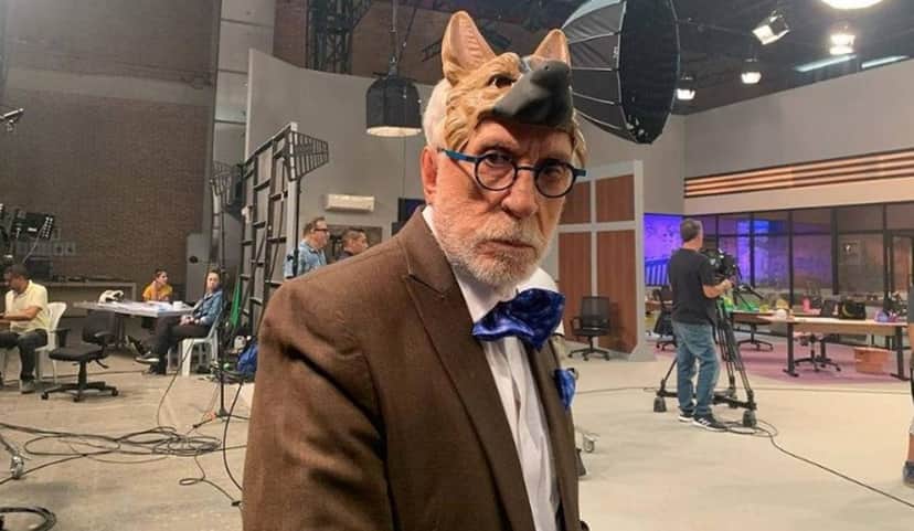 Moacyr Franco nos estúdios da Band gravando o "Nóis na Firma" (Reprodução) Moacyr Franco nos estúdios da Band gravando o "Nóis na Firma" (Reprodução)